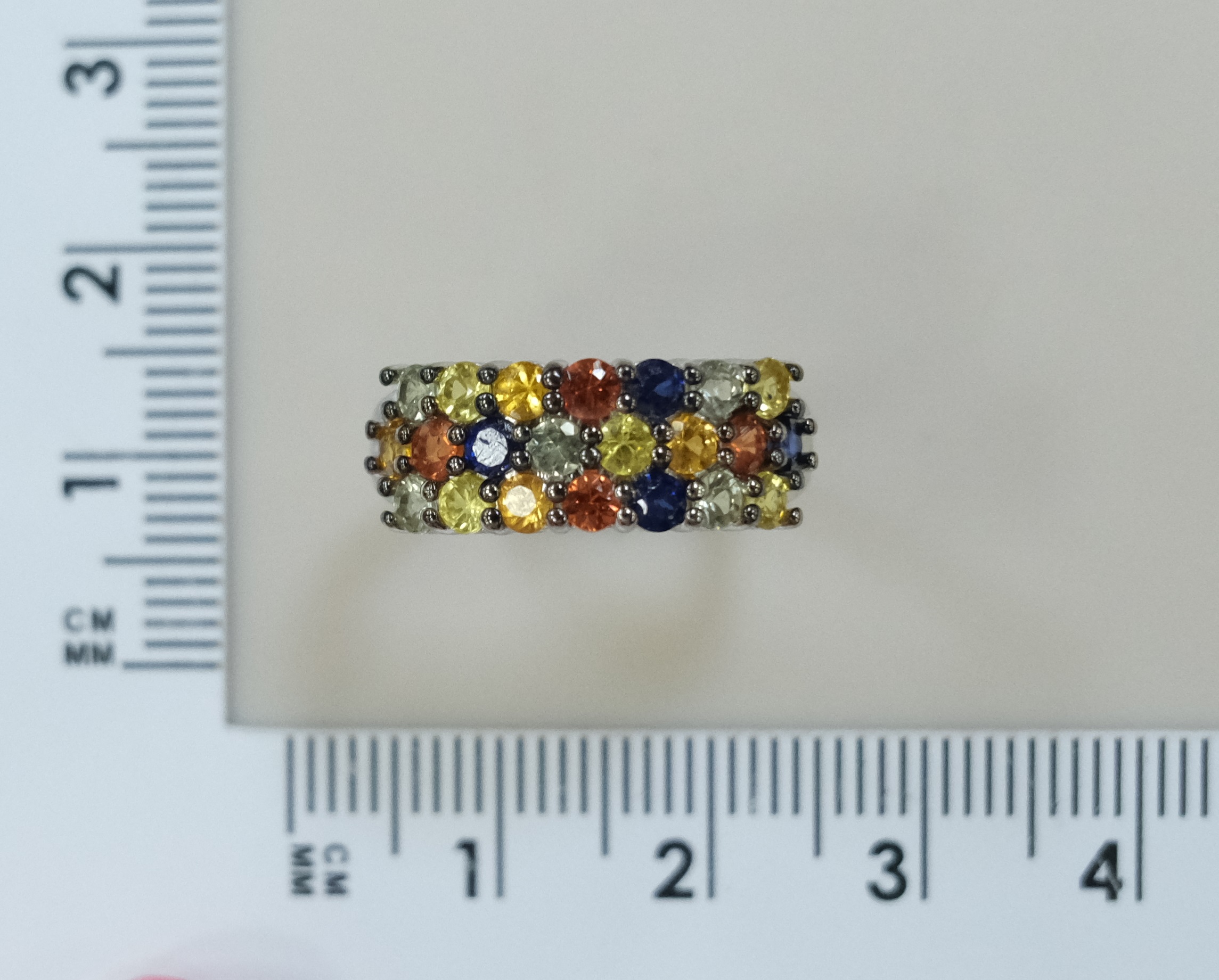 Серебряное кольцо с мультисапфирами